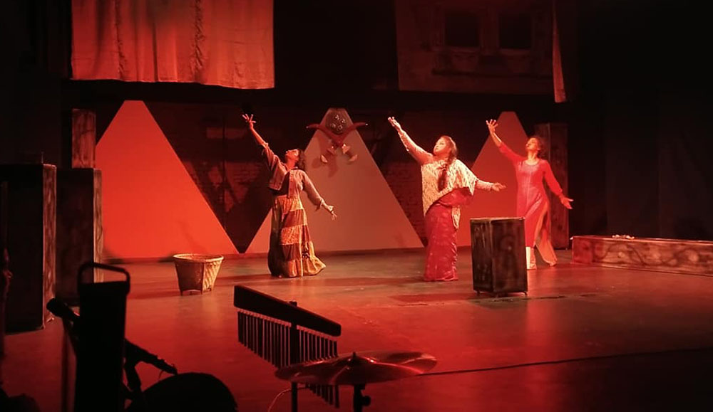 शिल्पीमा जीवित देवी कुमारीमा आधारित नाटक 'अग्निचक्षु' मञ्चन शुरु