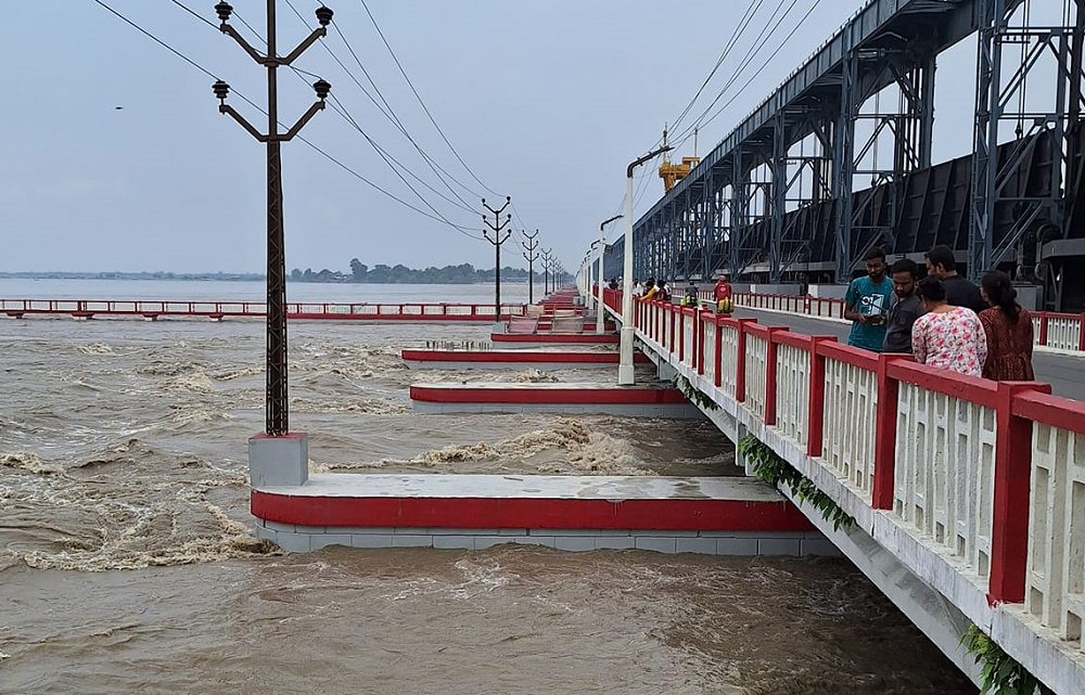 सप्तकोशीमा पानीको बहाव घट्यो