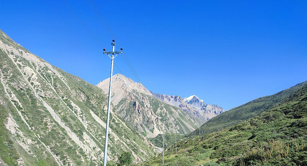 तिलिचो तालको आधार शिविरमा पुग्यो राष्ट्रिय ग्रिडको बिजुली